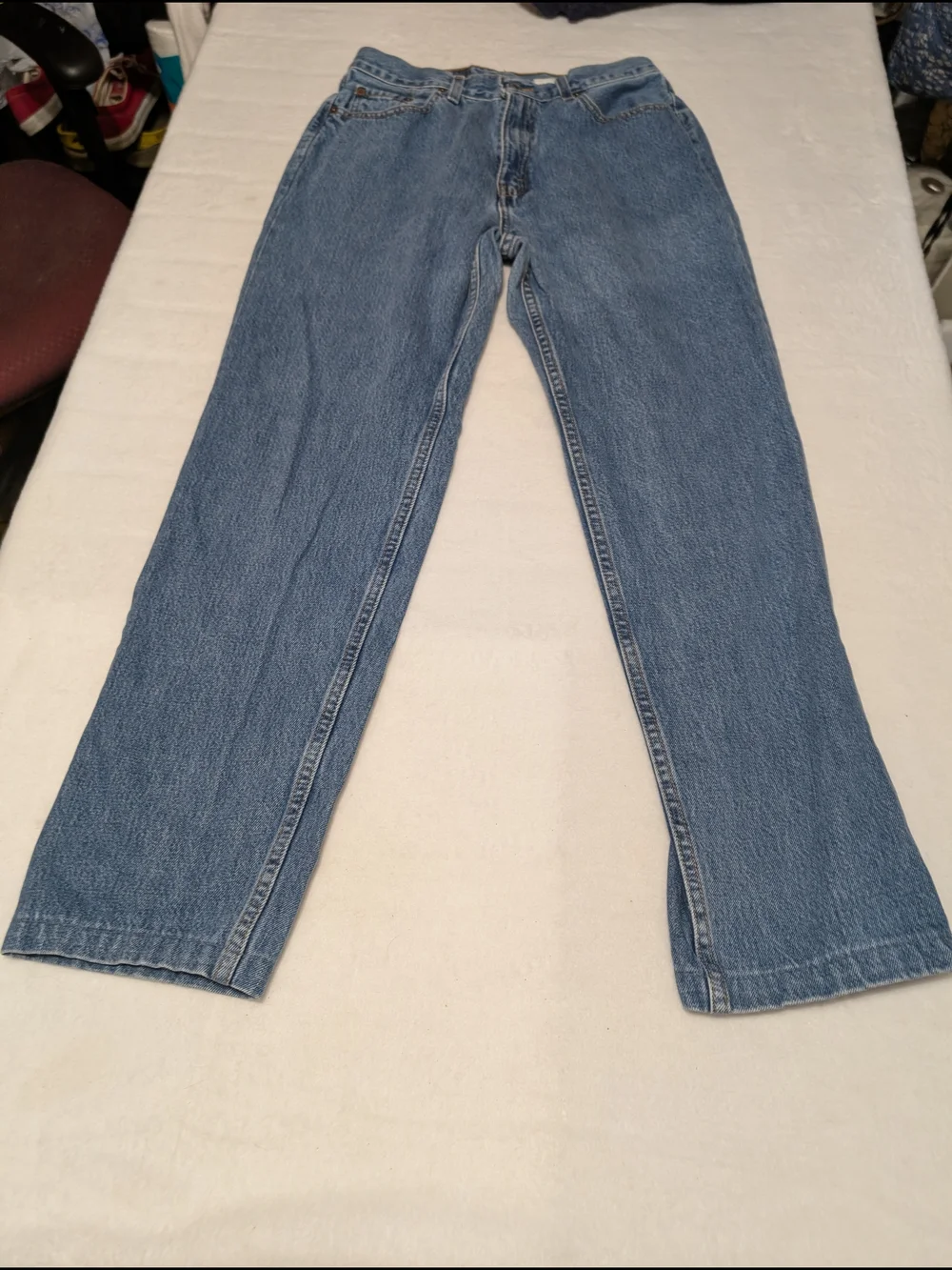 Levi's Women's Straight Jeans in Medium Blue Denim Size 10/M
